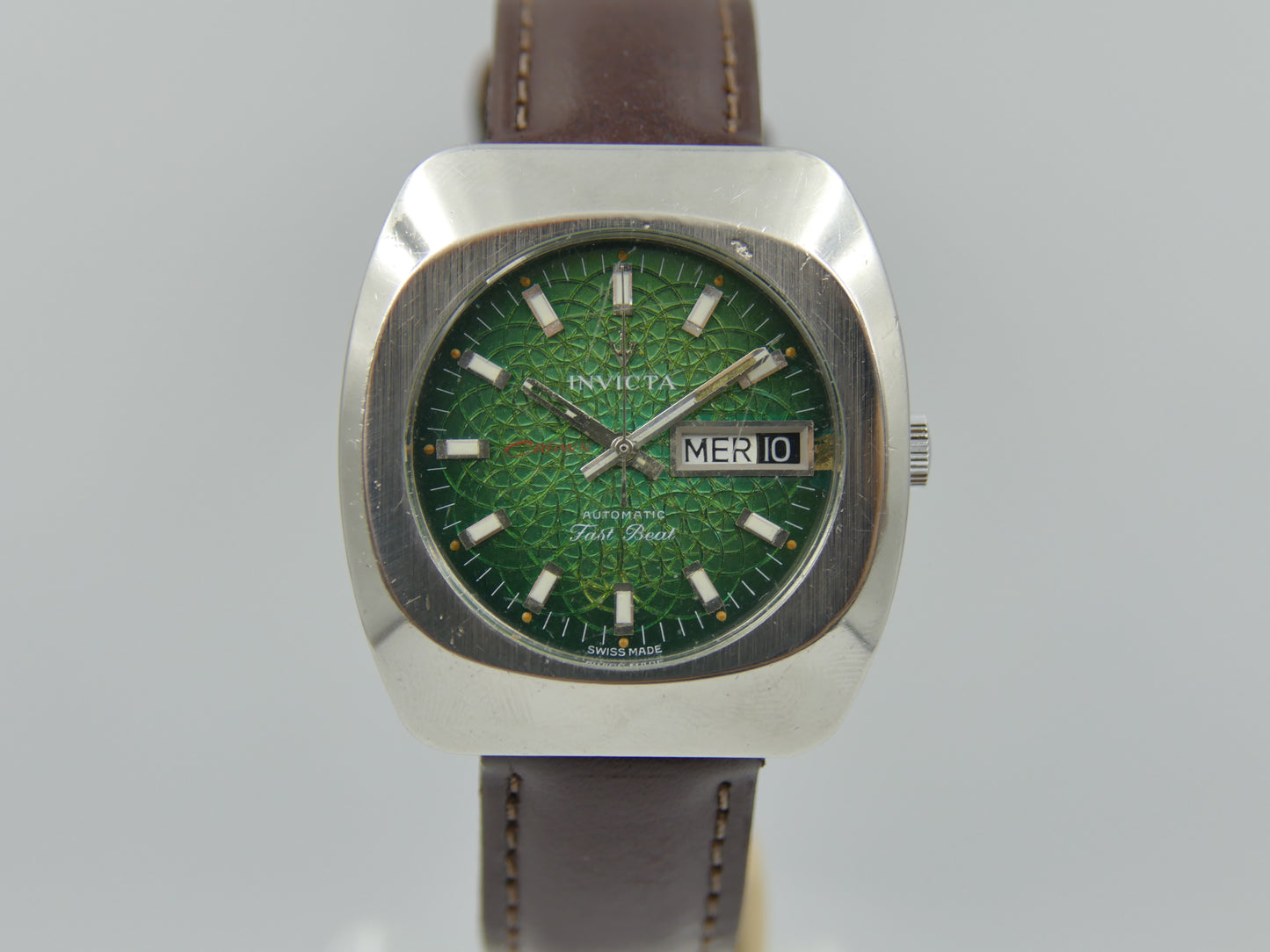 70s vintage watch mens Invicta crown fast beat ref 24921 green dial serviced