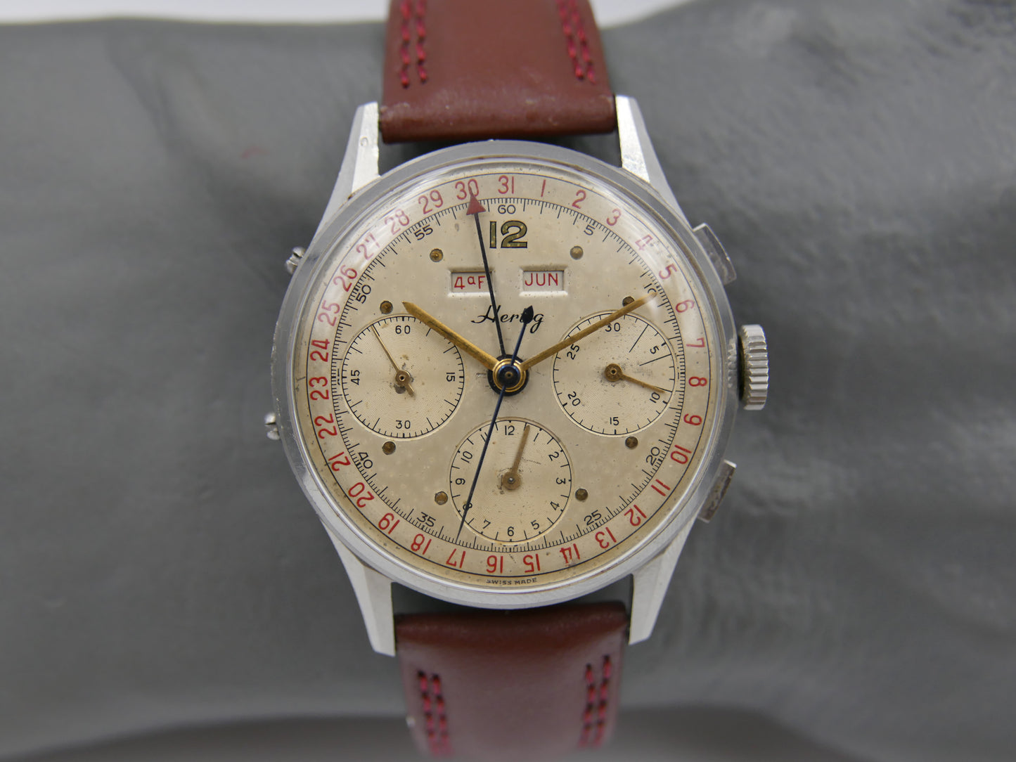 50s vintage watch mens Hertig Chronograph Triple Calendar Valjoux 72 C Extremely Rare