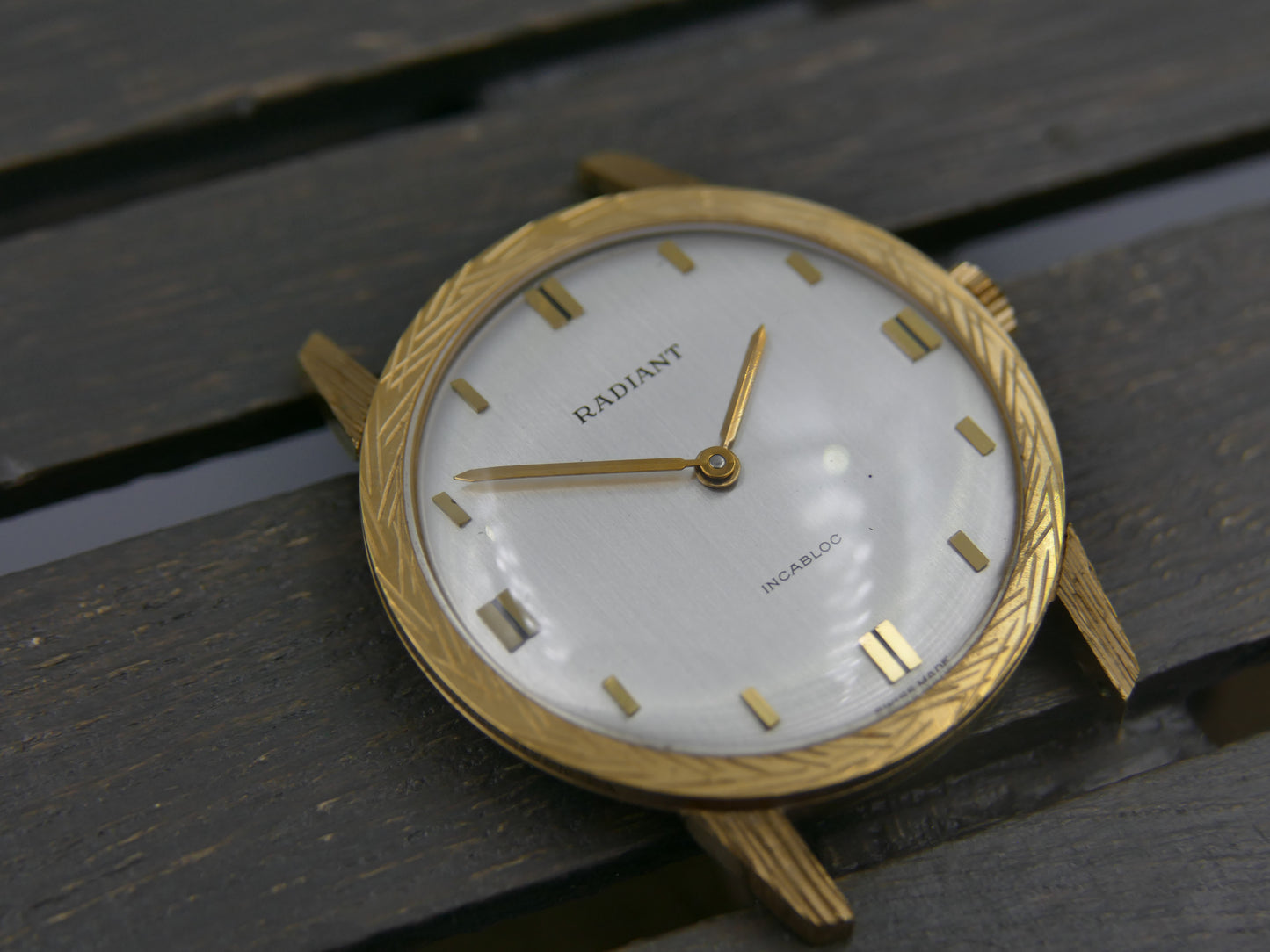 60s vintage watch mens dress Radiant Ultra-Thin hand wind Peseux 320 NOS Gold PL Textured Bezel