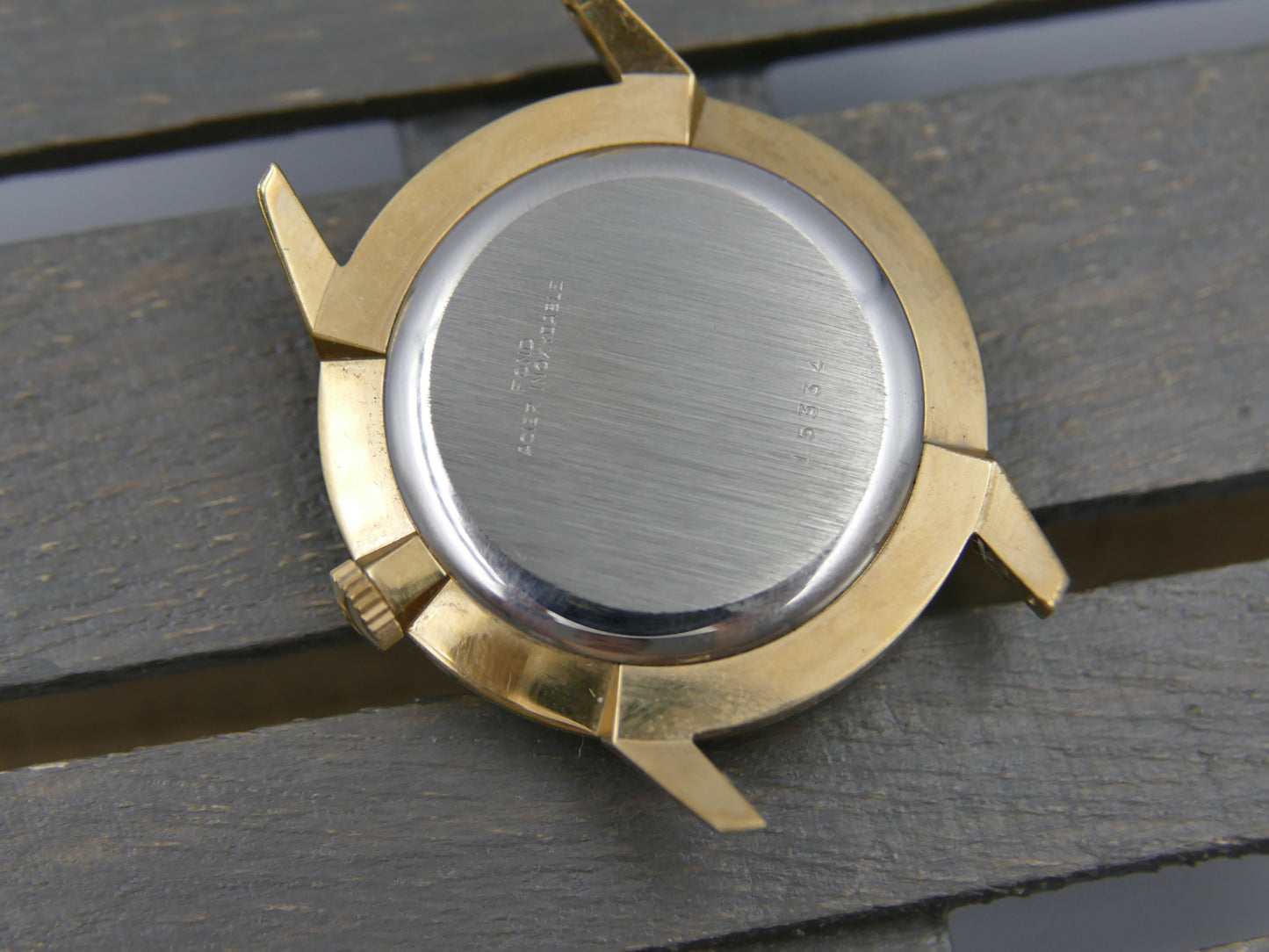 60s vintage watch mens dress Radiant Ultra-Thin hand wind Peseux 320 NOS Gold PL Textured Bezel