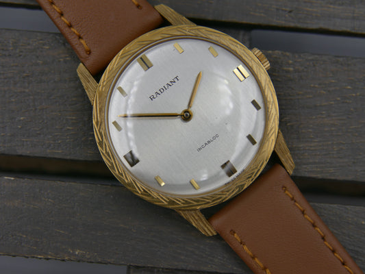 60s vintage watch mens dress Radiant Ultra-Thin hand wind Peseux 320 NOS Gold PL Textured Bezel