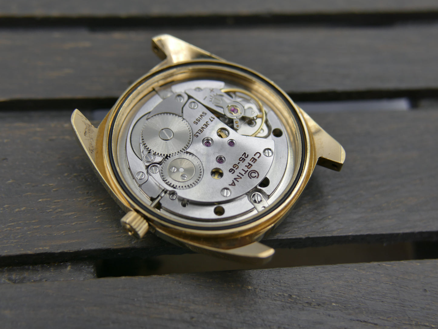 70s vintage watch mens Certina Waterking 215 ref. 5201.275 hand wind cal. 25-66 bullseye