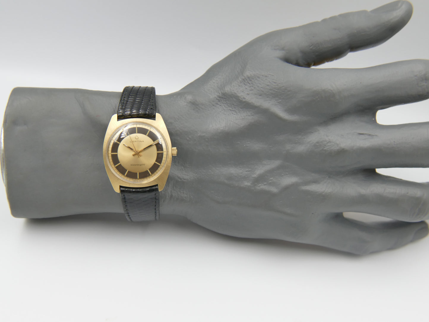 70s vintage watch mens Certina Waterking 215 ref. 5201.275 hand wind cal. 25-66 bullseye