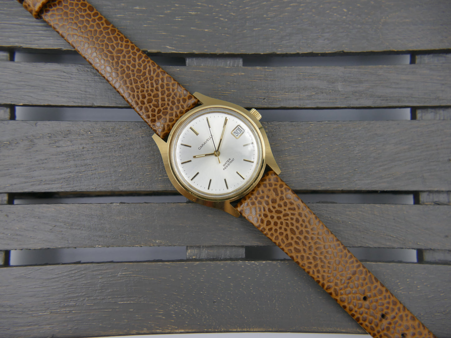80s vintage watch dress mens Caravelle by Bulova Cal. FE 140-1C MINT