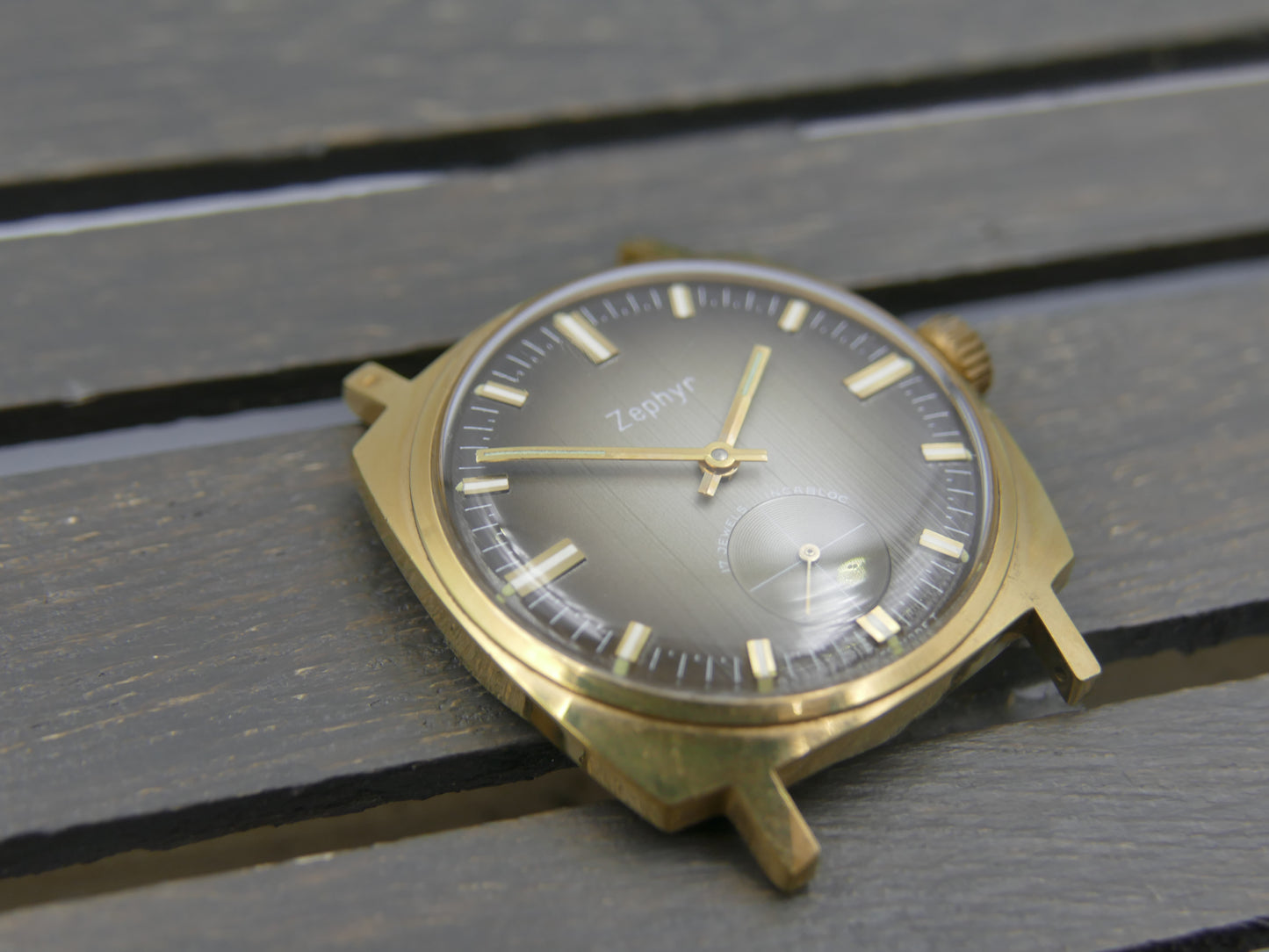 70s vintage watch mens Zephyr hand wind Unitas 6325 brown