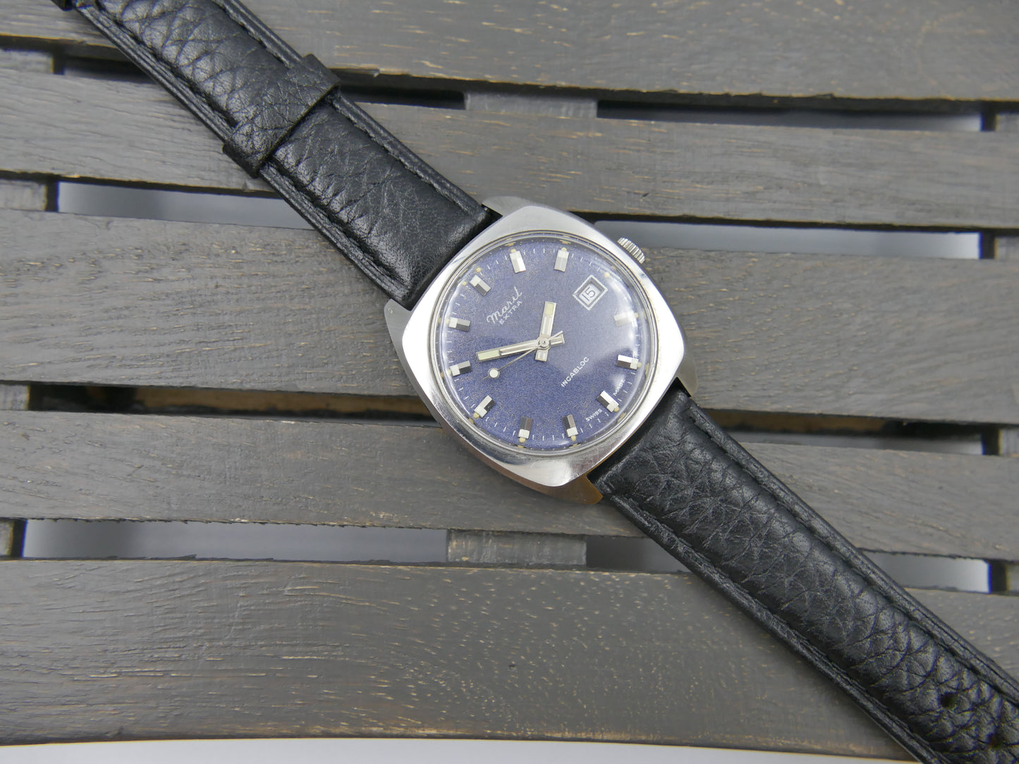 70s vintage watch mens Maril Extra Cushion Case hand wind Cal. SGT 100-1B / FE 140 SS NOS