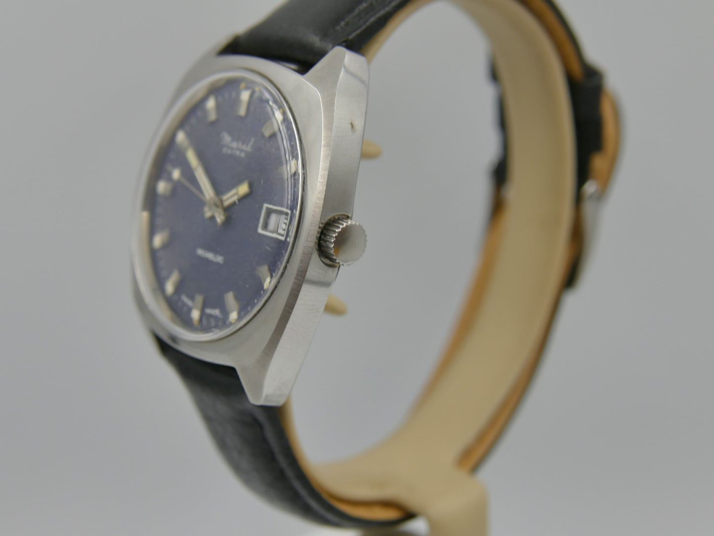70s vintage watch mens Maril Extra Cushion Case hand wind Cal. SGT 100-1B / FE 140 SS NOS