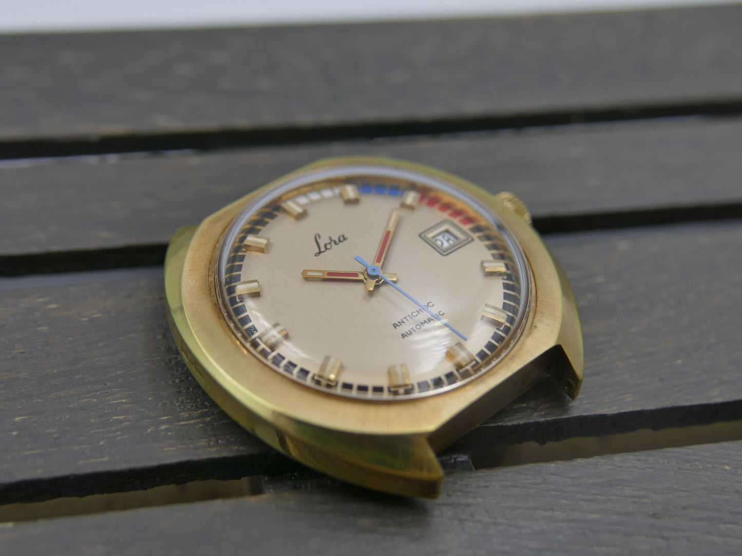 70s vintage watch mens Lora Automatic FE 3611 Regatta Dial UFO jumbo case mint