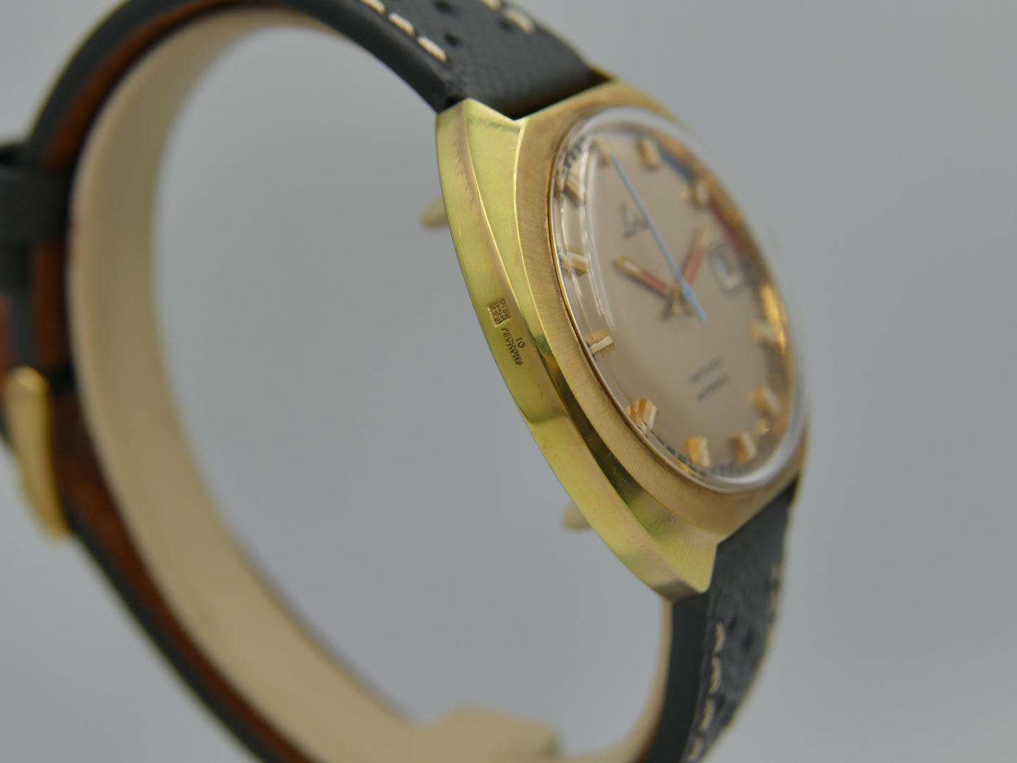 70s vintage watch mens Lora Automatic FE 3611 Regatta Dial UFO jumbo case mint