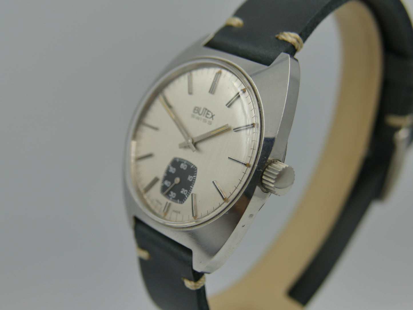 70s vintage watch mens Butex BWC Swiss ref 853016 hand wind unitas 6325 panda style