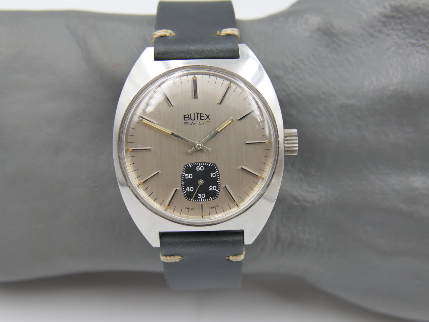 70s vintage watch mens Butex BWC Swiss ref 853016 hand wind unitas 6325 panda style