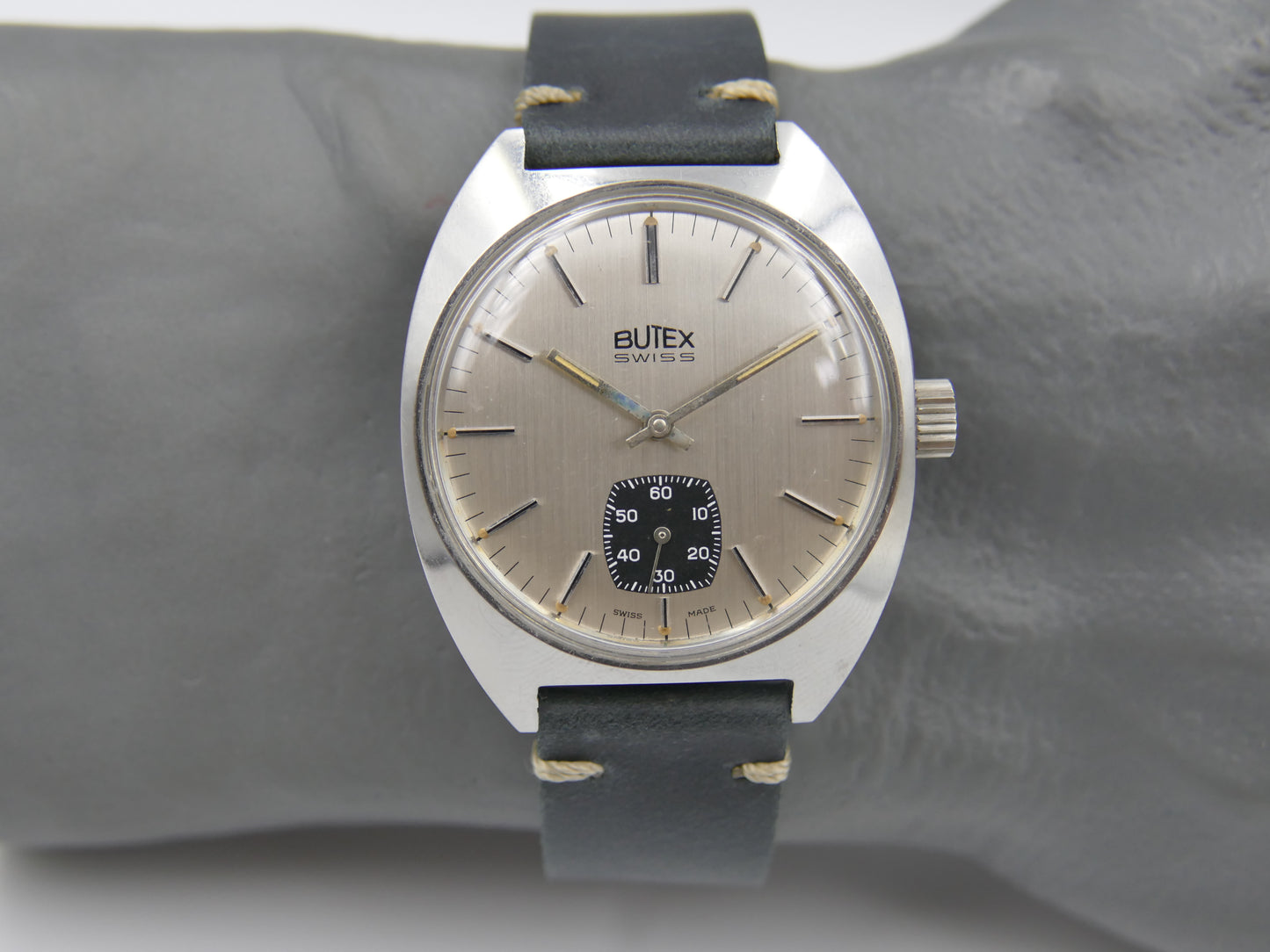 70s vintage watch mens Butex BWC Swiss ref 853016 hand wind unitas 6325 panda style