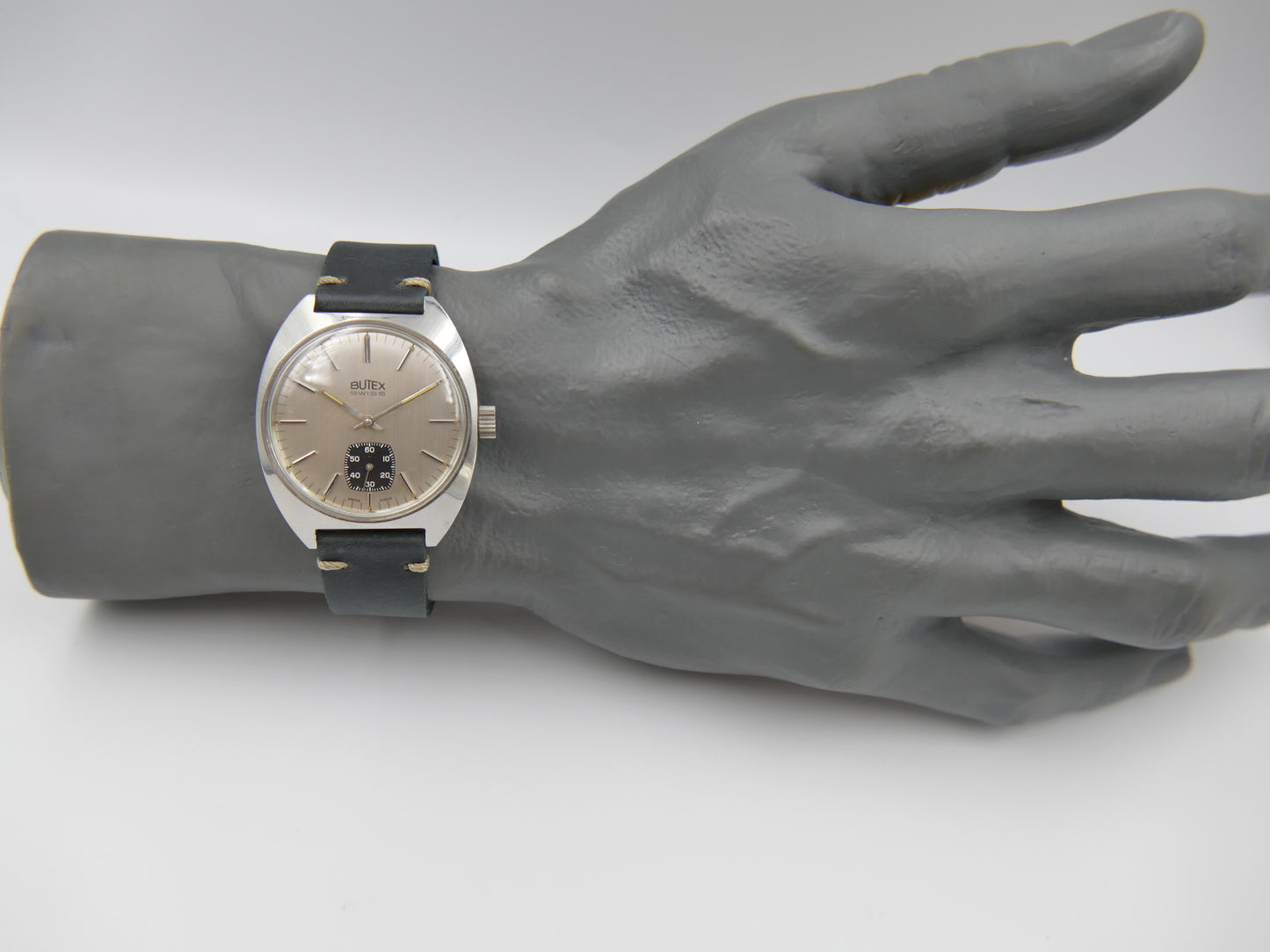 70s vintage watch mens Butex BWC Swiss ref 853016 hand wind unitas 6325 panda style