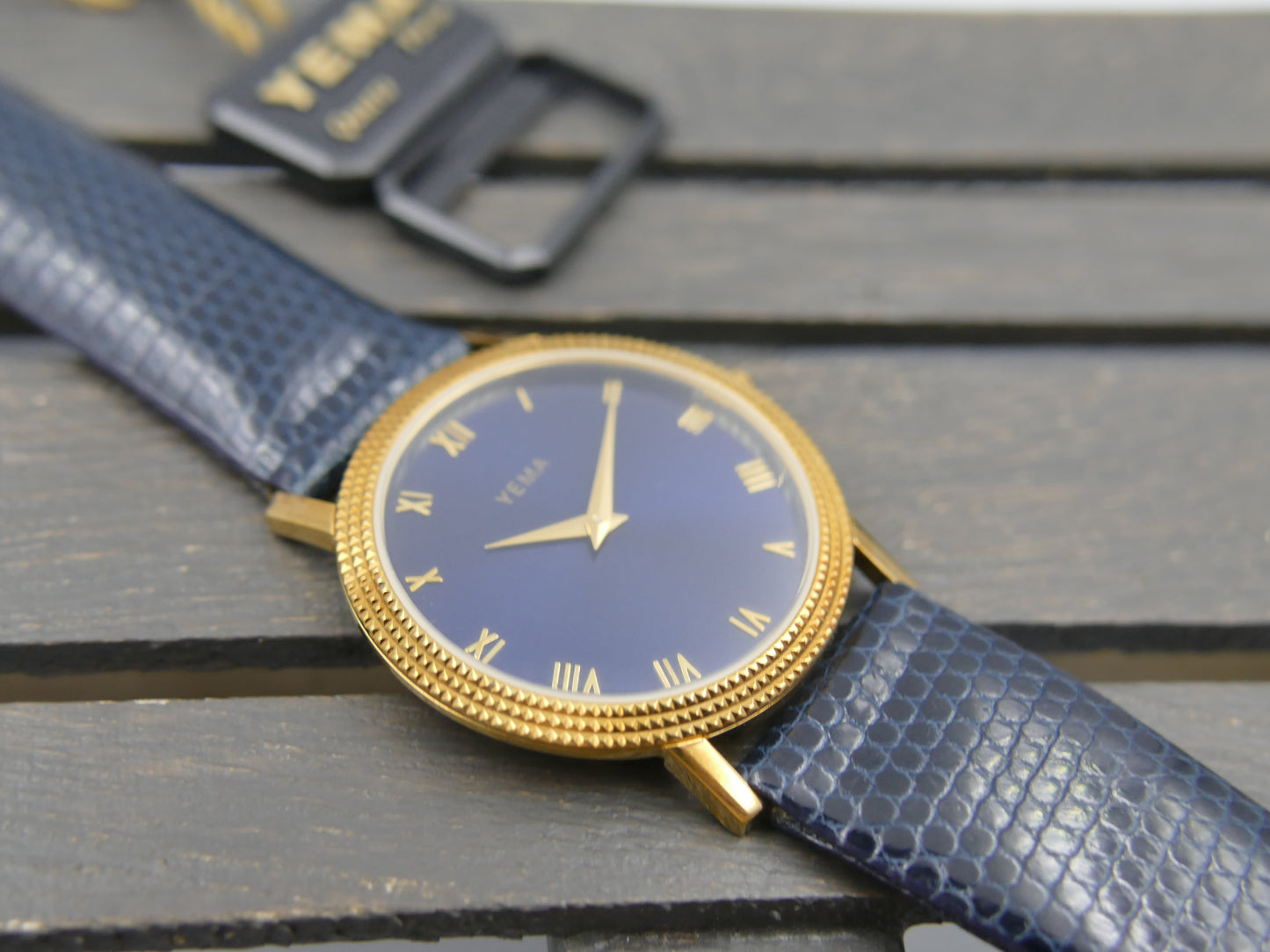 90s vintage watch mens Yema Round Gold Guilloché ref 028p33 NOS
