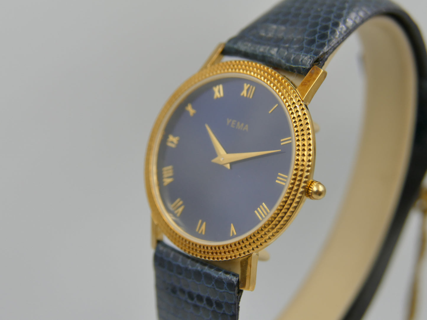 90s vintage watch mens Yema Round Gold Guilloché ref 028p33 NOS