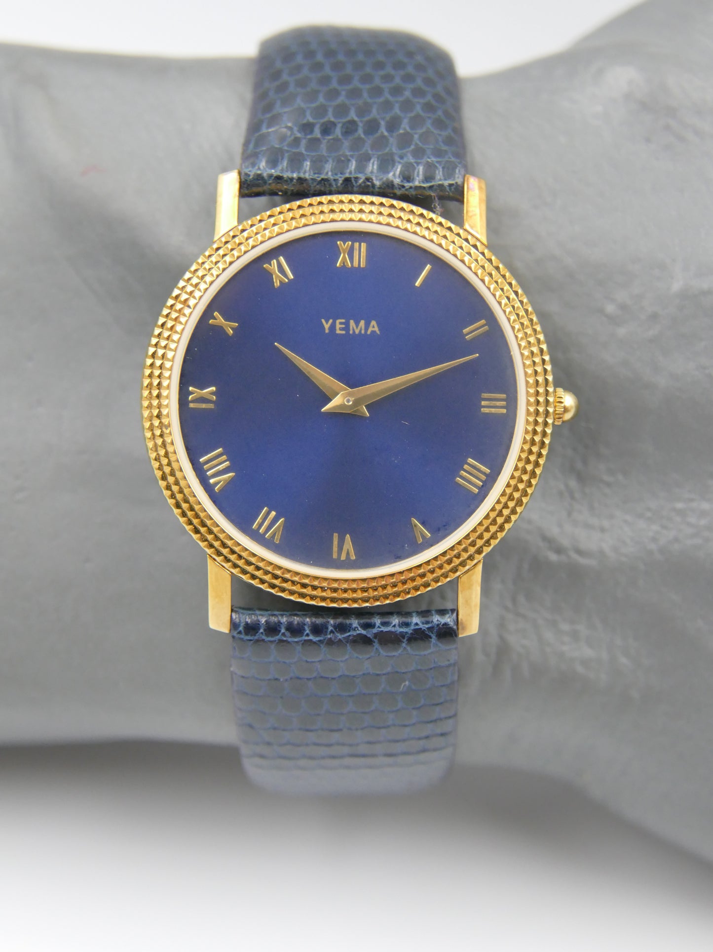 90s vintage watch mens Yema Round Gold Guilloché ref 028p33 NOS