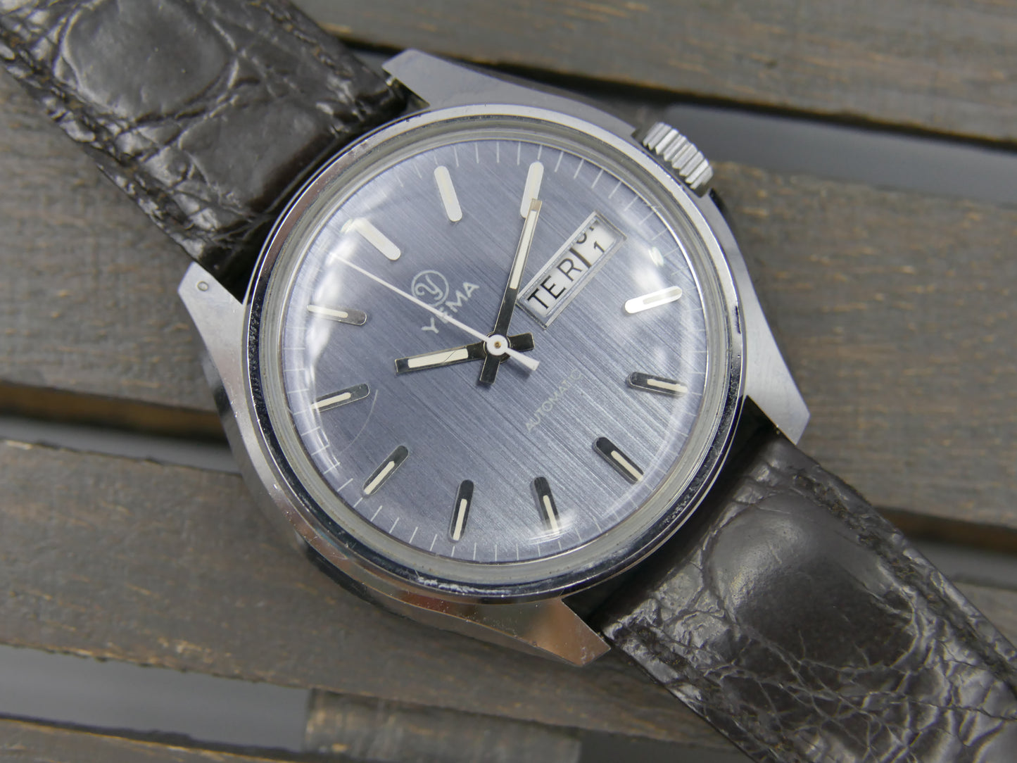 70s vintage watch mens Yema automatic FE 4612 blue dial mint