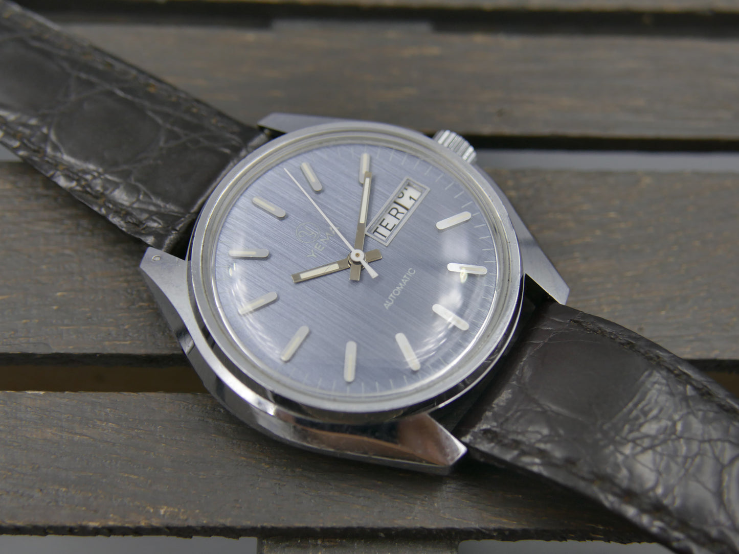 70s vintage watch mens Yema automatic FE 4612 blue dial mint