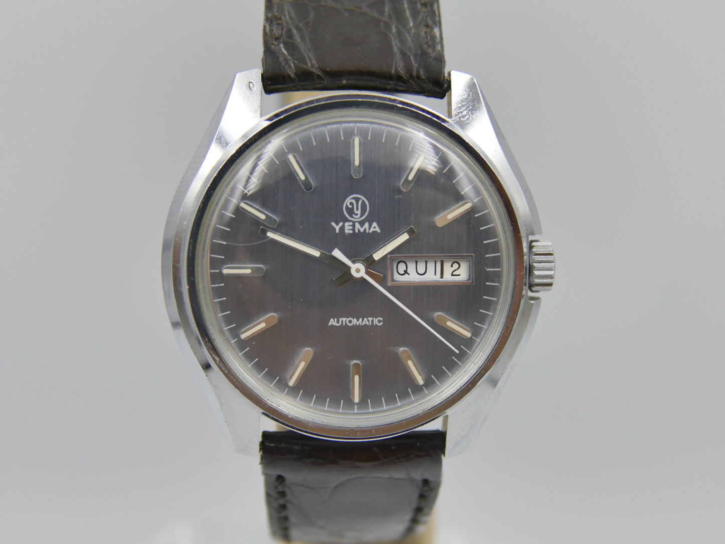 70s vintage watch mens Yema automatic FE 4612 blue dial mint