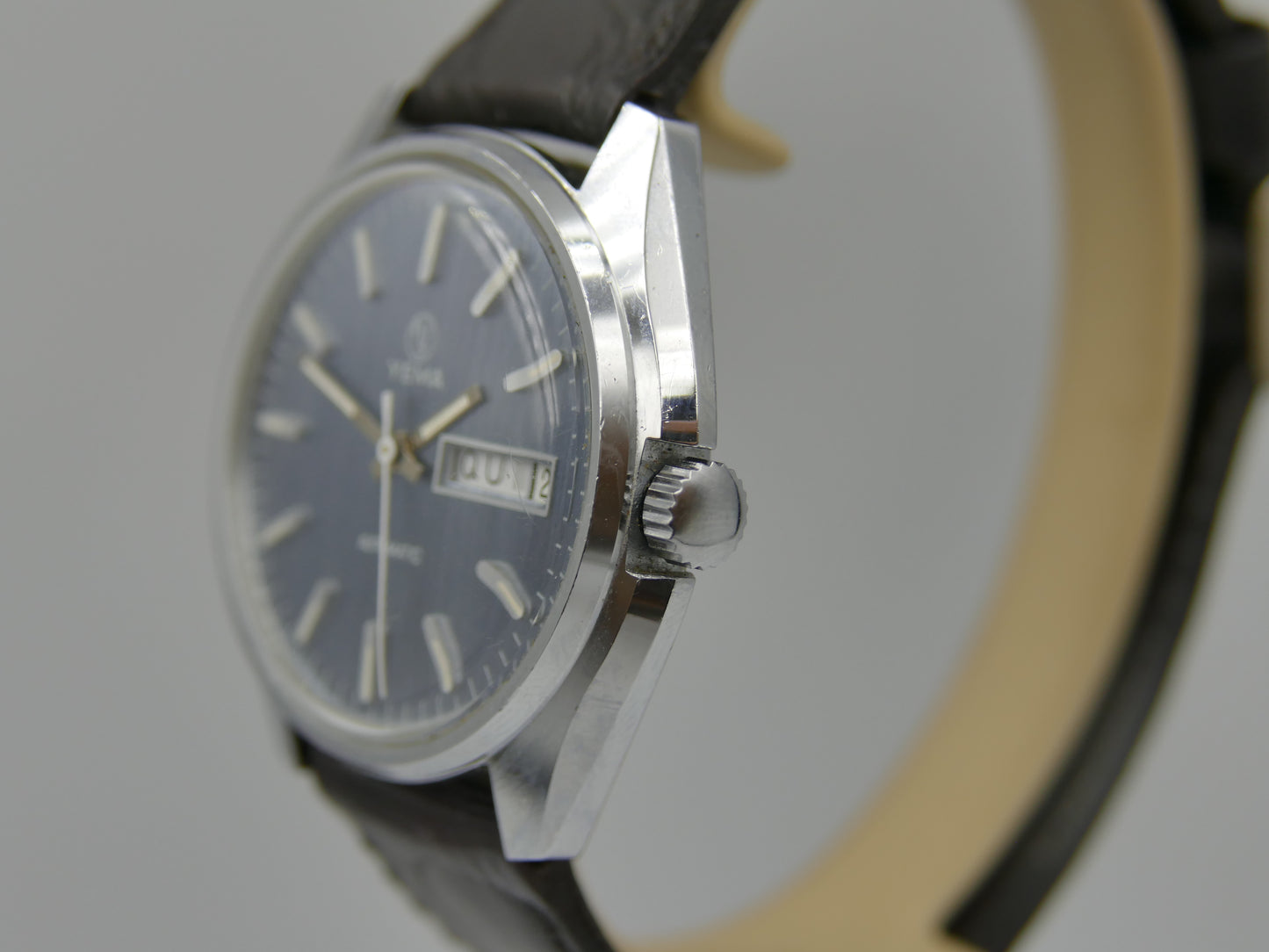 70s vintage watch mens Yema automatic FE 4612 blue dial mint