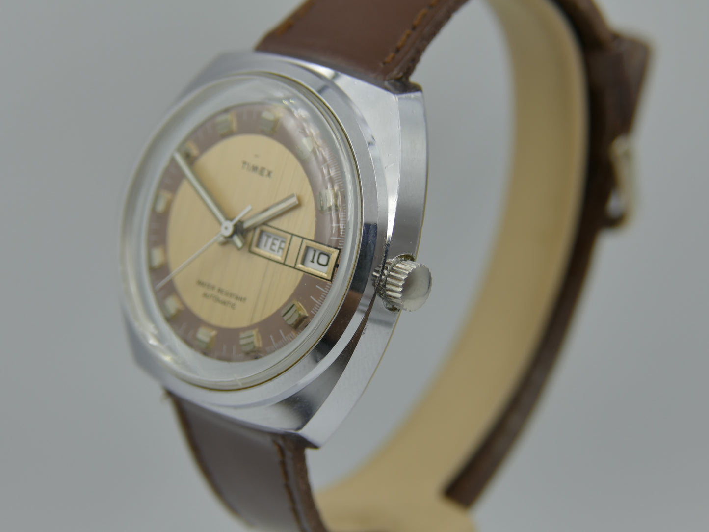 70s Vintage watch mens Timex Viscount Automatic Day-Date - Ref. 46950 cal. M109 Dundee Made mint