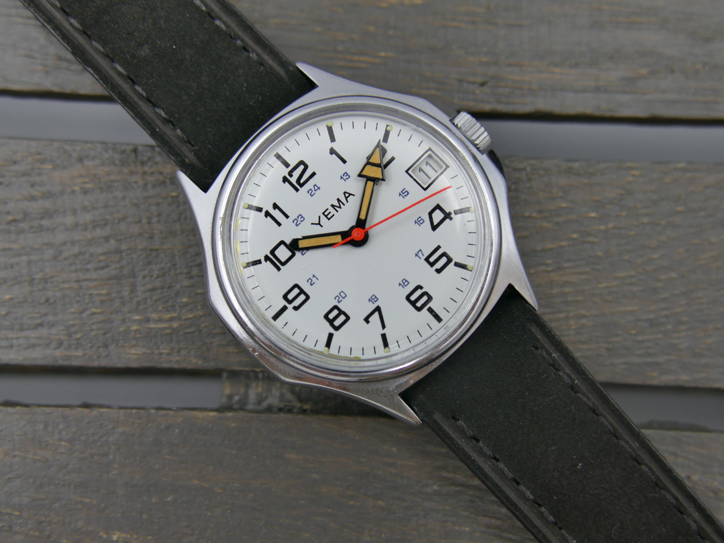 70s vintage watch Yema ref 30.E04.1 hand wind cal. 140-1c MINT