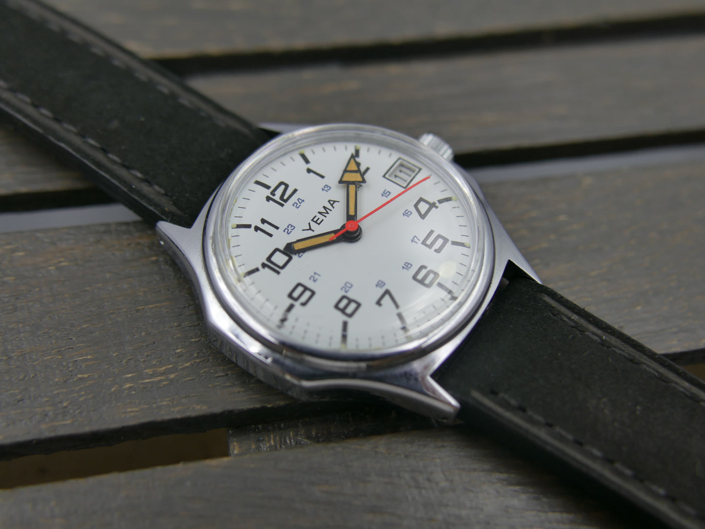 70s vintage watch Yema ref 30.E04.1 hand wind cal. 140-1c MINT