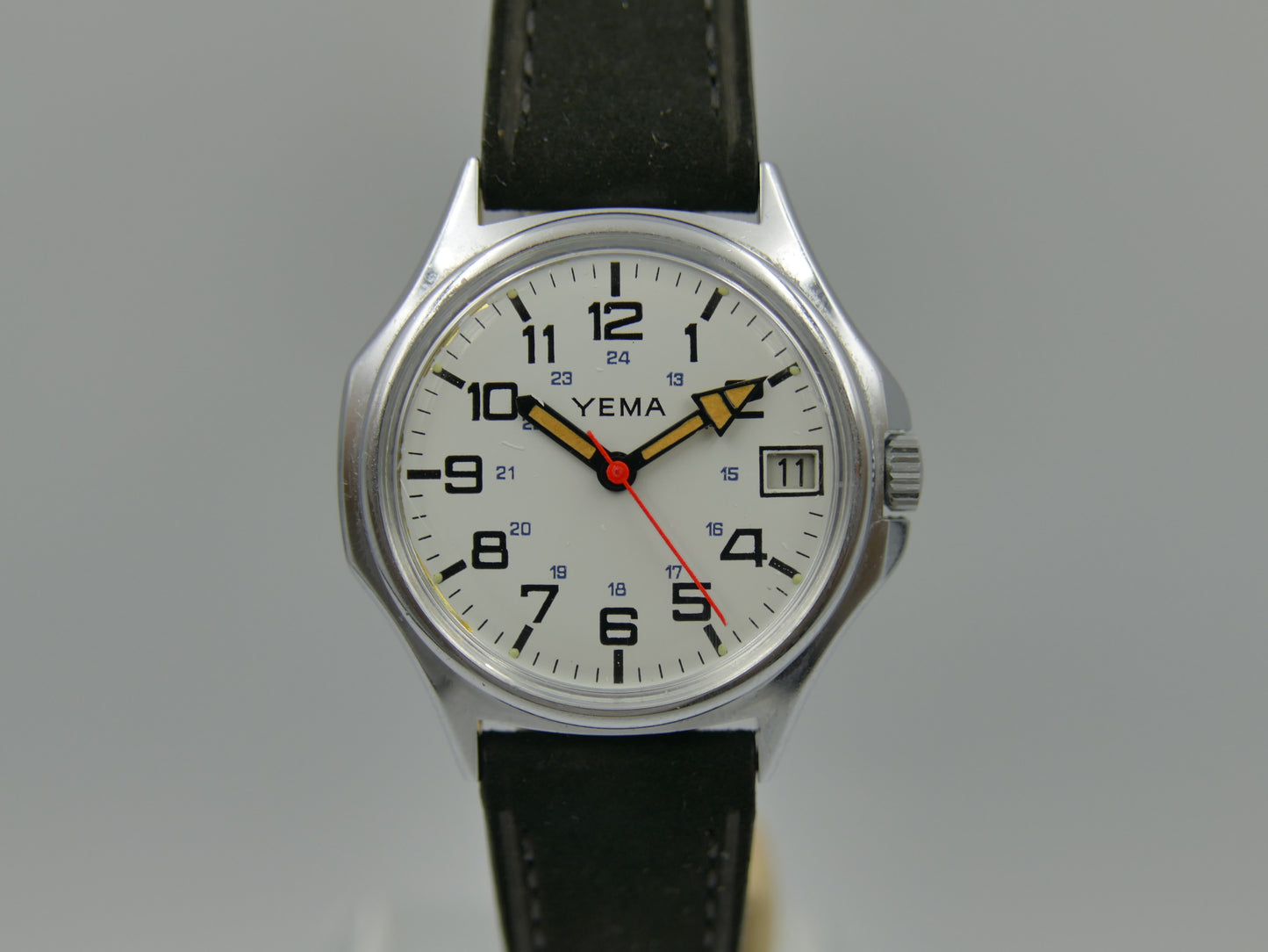 70s vintage watch Yema ref 30.E04.1 hand wind cal. 140-1c MINT