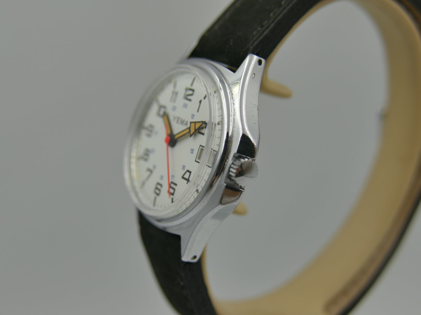 70s vintage watch Yema ref 30.E04.1 hand wind cal. 140-1c MINT