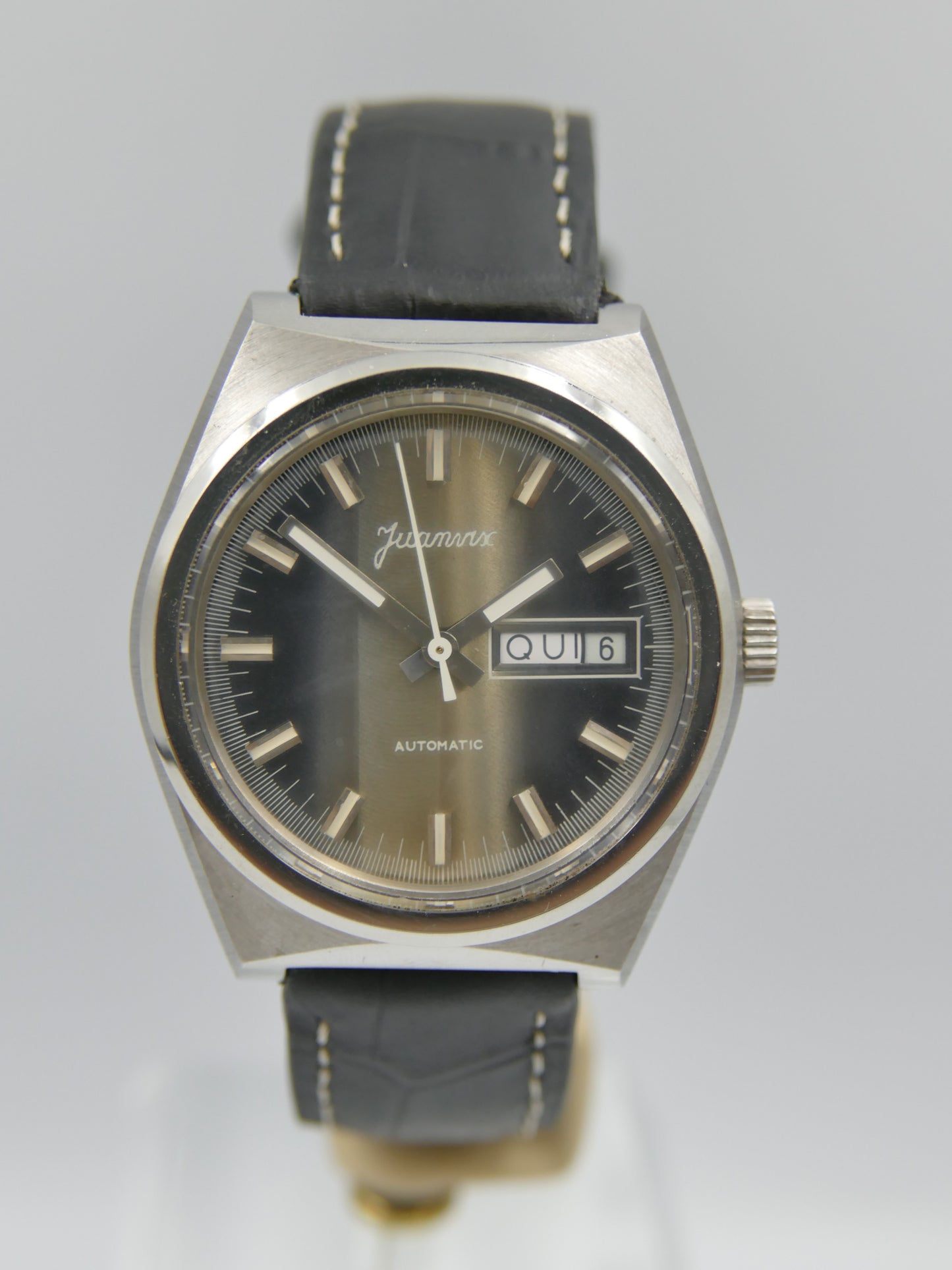 70s Vintage watch mens Juanvix Automatic FE 4612A  Vertical Slate Fumé Dial NOS