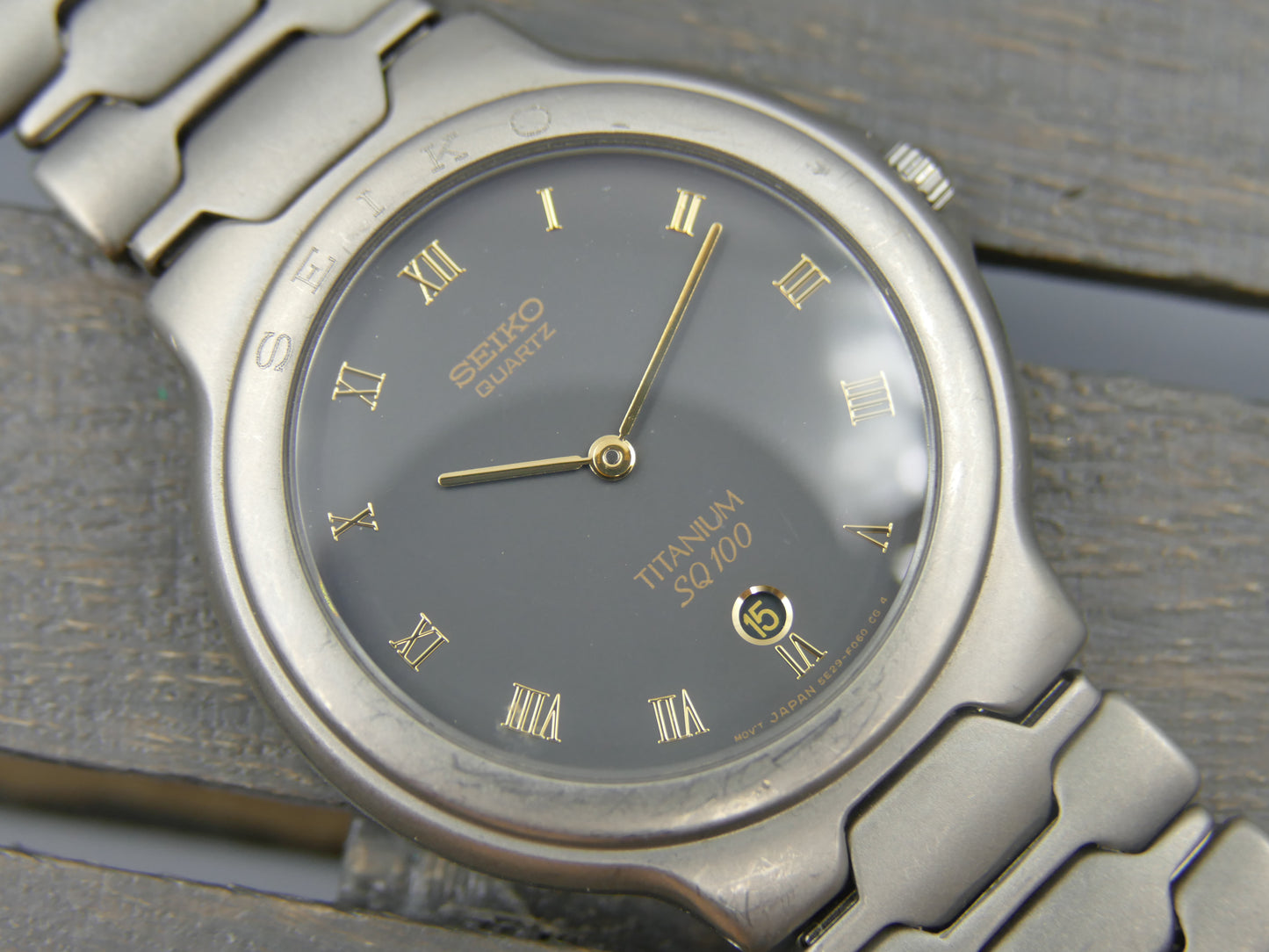 90s vintage watch mens Seiko Titanium ref 5E29-F040 NOS