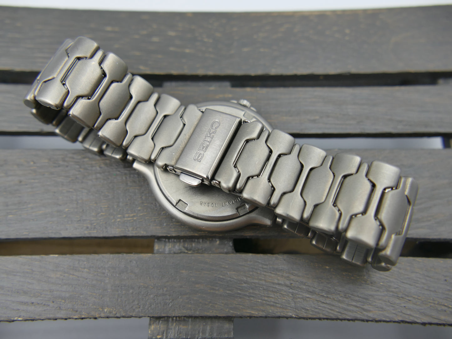 90s vintage watch mens Seiko Titanium ref 5E29-F040 NOS