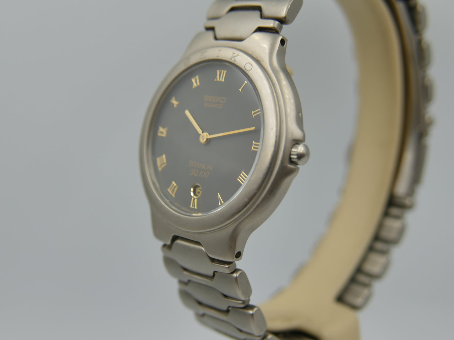 90s vintage watch mens Seiko Titanium ref 5E29-F040 NOS