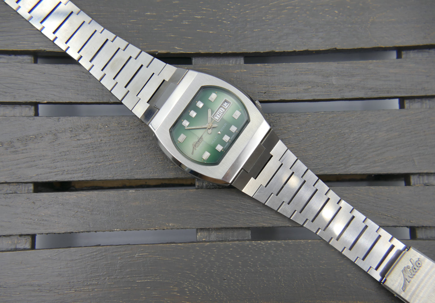 70s vintage watch Mido multi star ref 1869 automatic eta 2789 green NOS