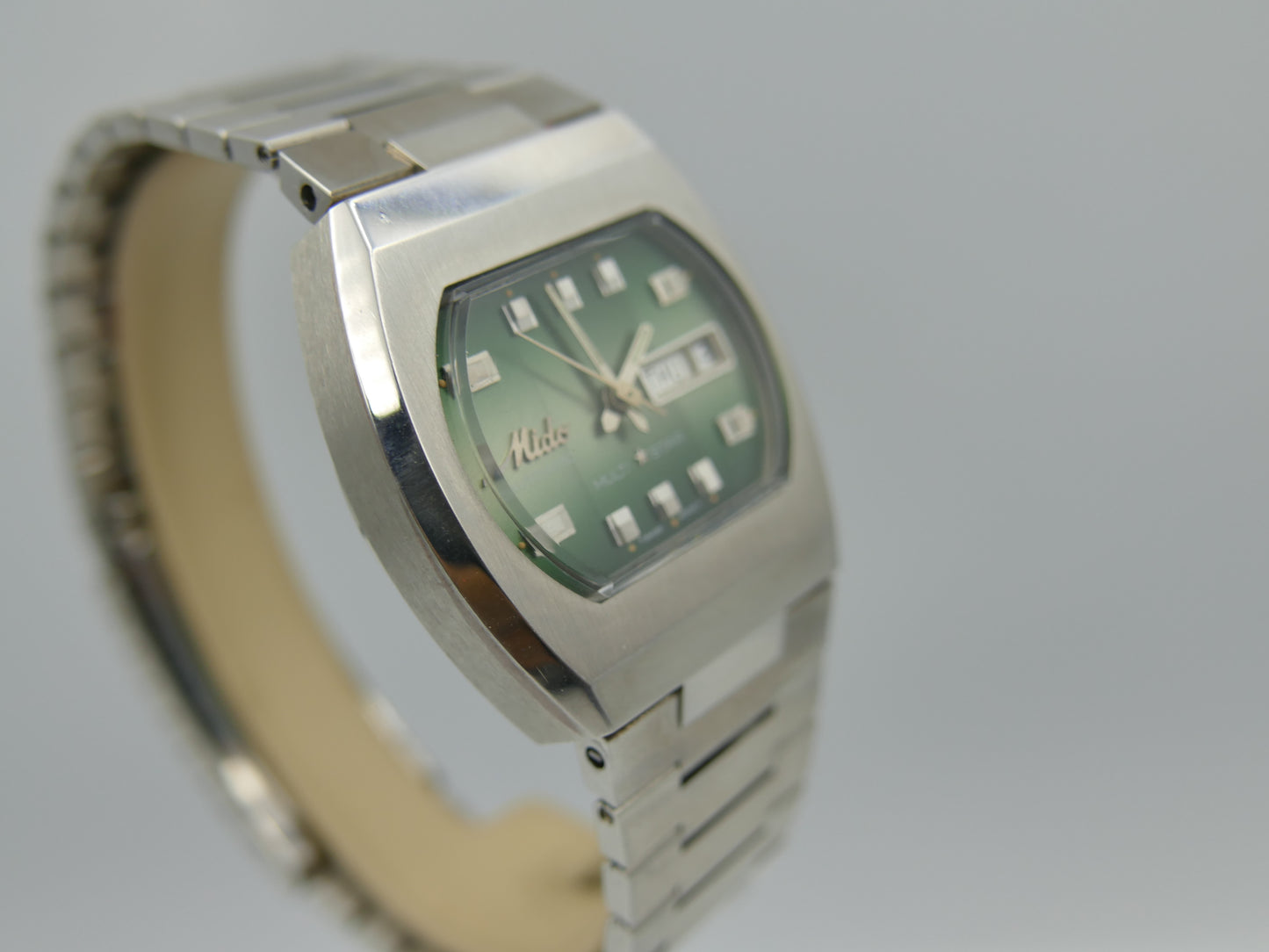 70s vintage watch Mido multi star ref 1869 automatic eta 2789 green NOS