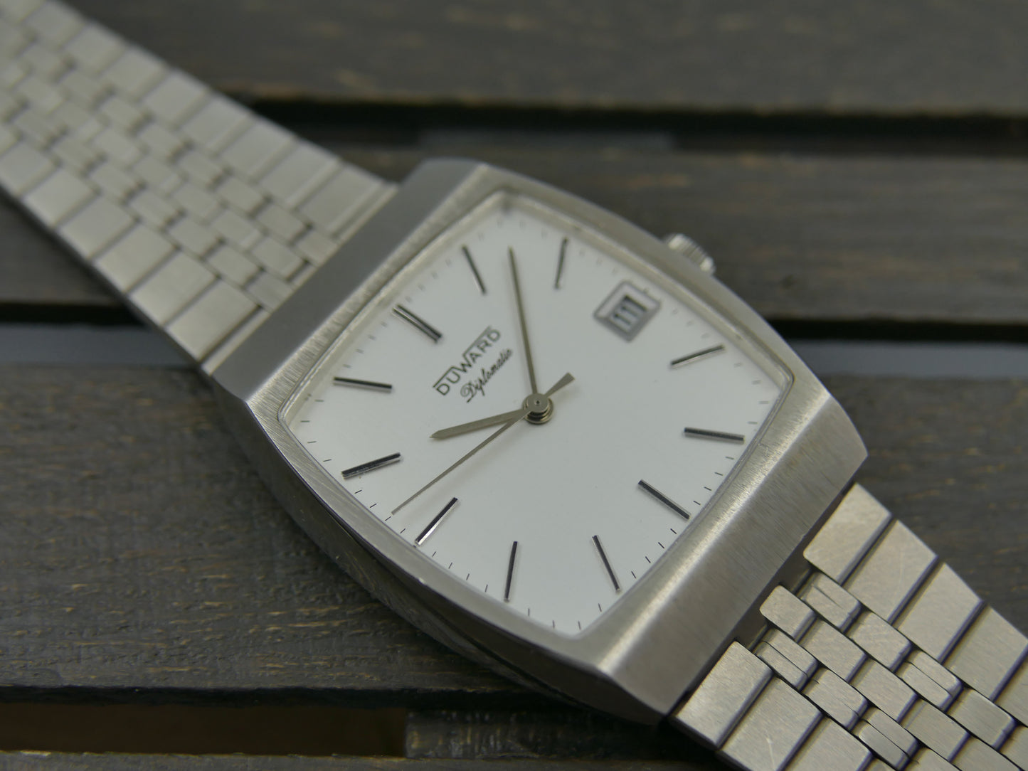 70s vintage watch mens NOS Duward Diplomatic Ref. 14104 hand wind FE 5601
