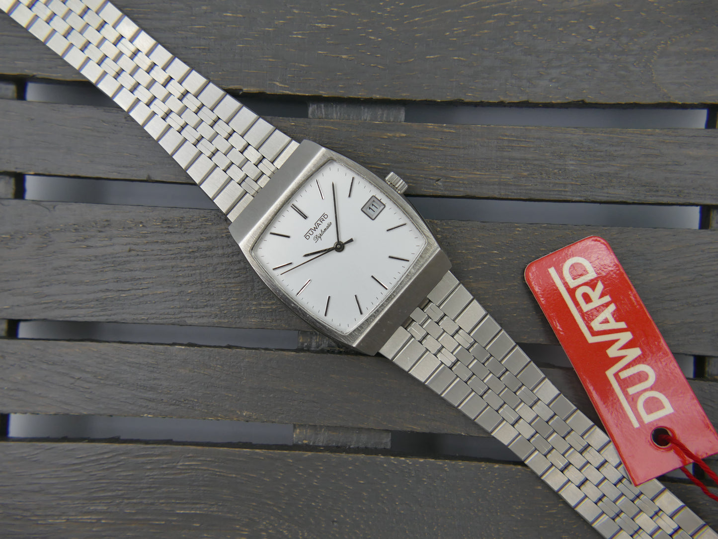 70s vintage watch mens NOS Duward Diplomatic Ref. 14104 hand wind FE 5601