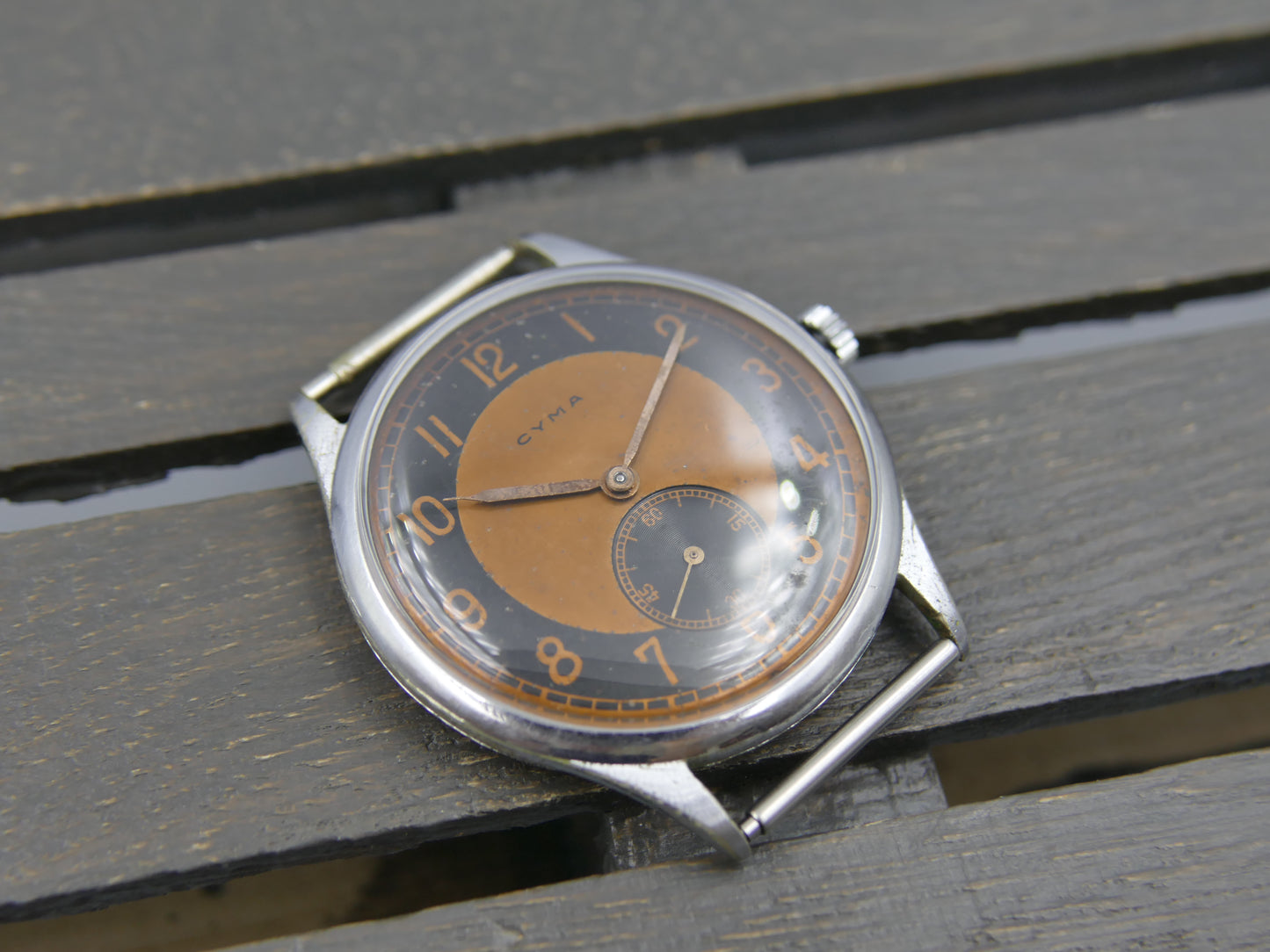 40s vintage watch mens Cyma bullseye salmon hand wind 032 patented serviced