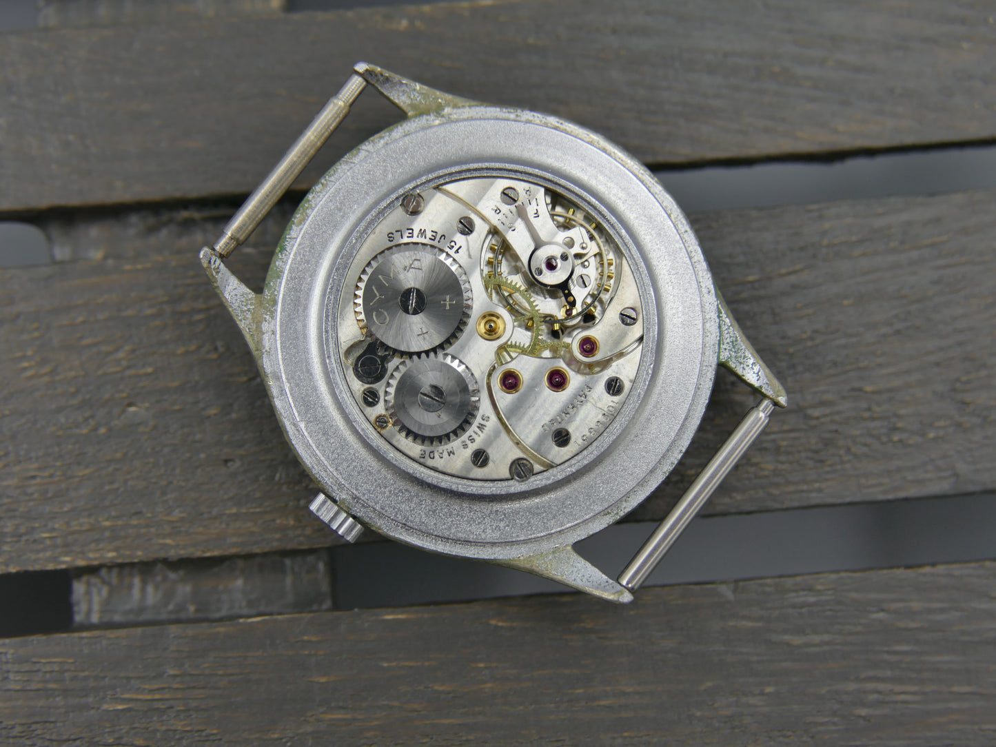 40s vintage watch mens Cyma bullseye salmon hand wind 032 patented serviced