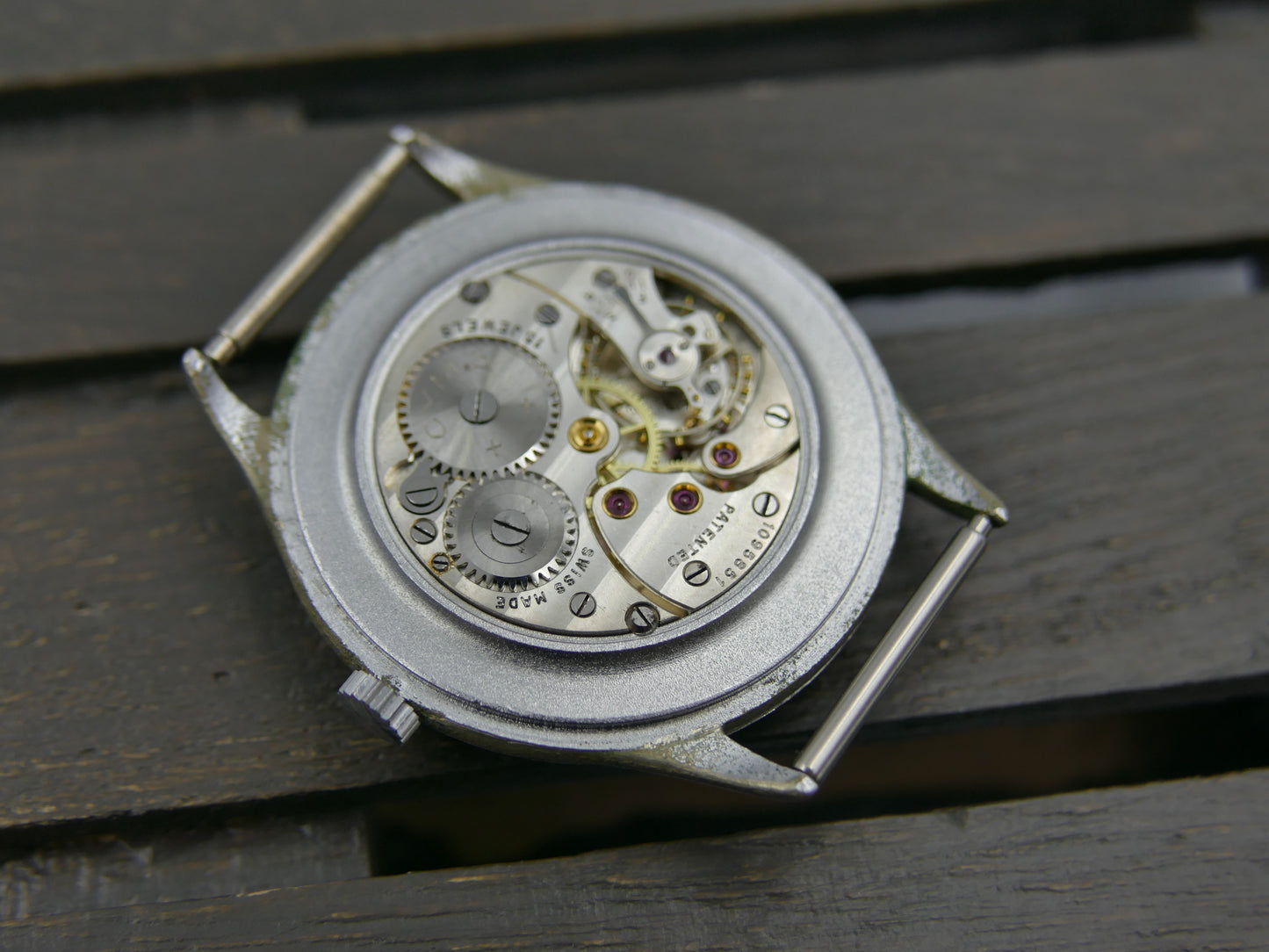 40s vintage watch mens Cyma bullseye salmon hand wind 032 patented serviced