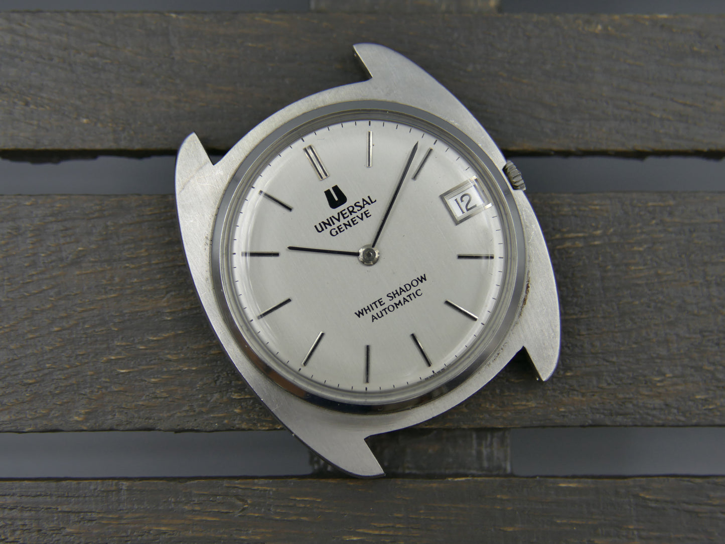 60s vintage watch mens Universal Geneve White Shadow Automatic microtor 1-67 Ref. 867103 ultra slim thin serviced