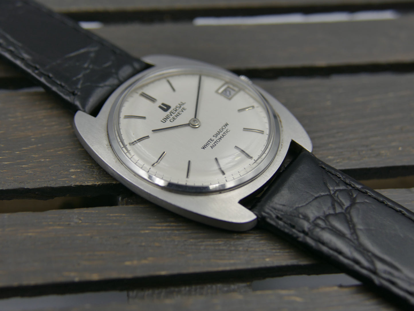 60s vintage watch mens Universal Geneve White Shadow Automatic microtor 1-67 Ref. 867103 ultra slim thin serviced