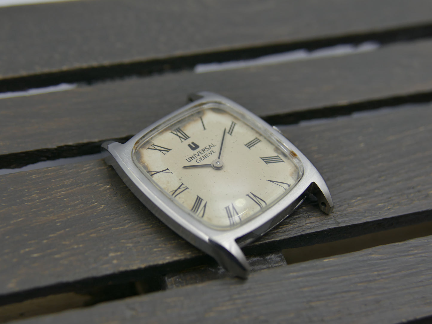 60s vintage watch mens Universal Geneve Tank Mechanical Cal 1-42 ref 842114 flat
