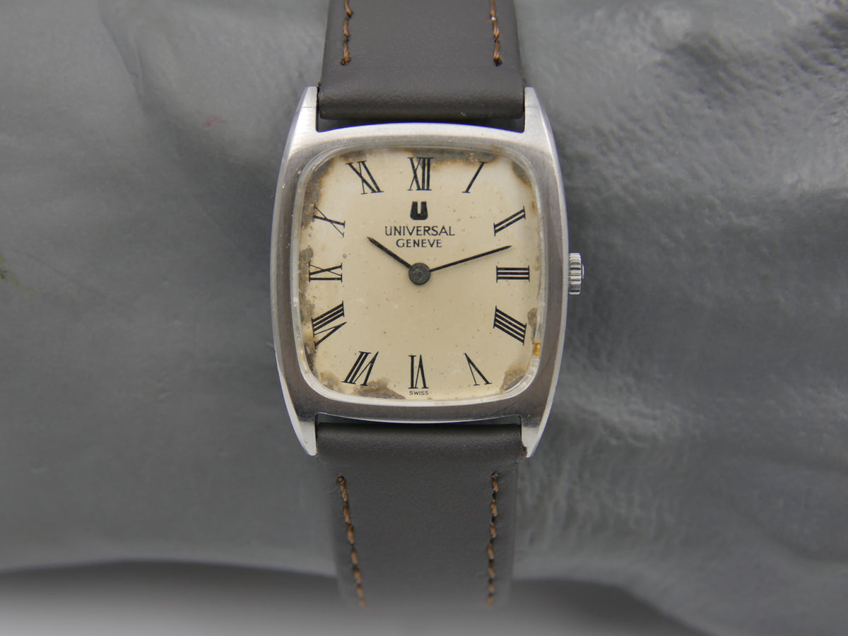 60s vintage watch mens Universal Geneve Tank Mechanical Cal 1-42 ref 842114 flat