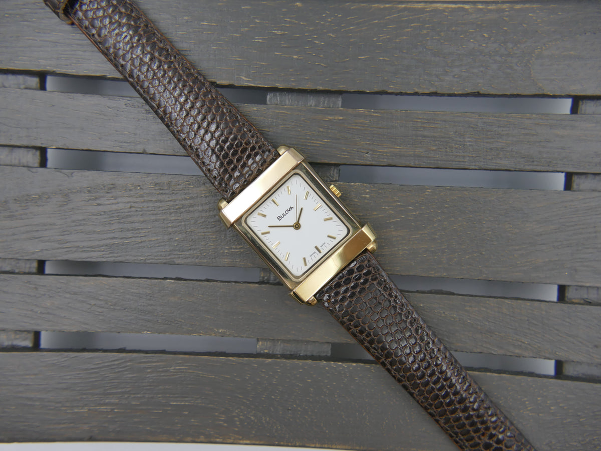 80s vintage watch mens Bulova TANK art deco Ref. 13091 hand wind ETA 2660