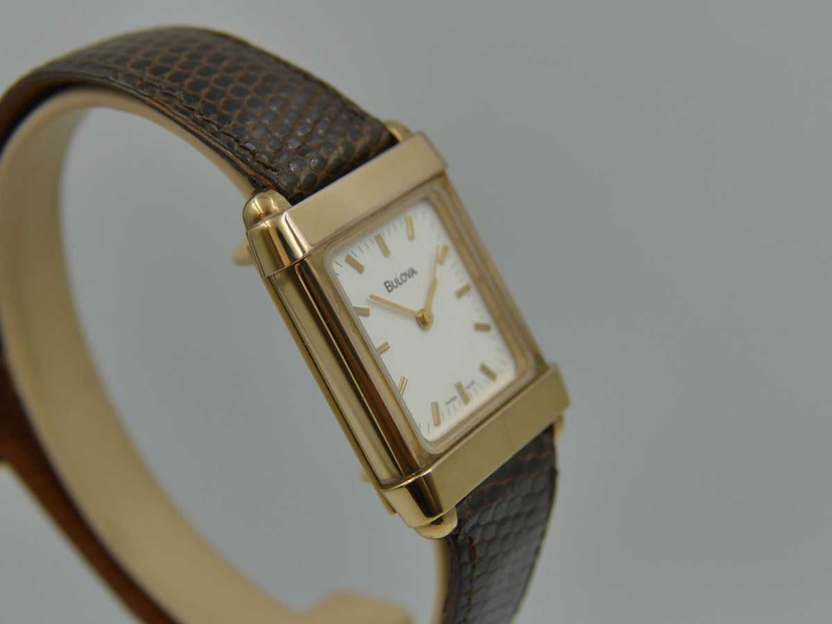 80s vintage watch mens Bulova TANK art deco Ref. 13091 hand wind ETA 2660