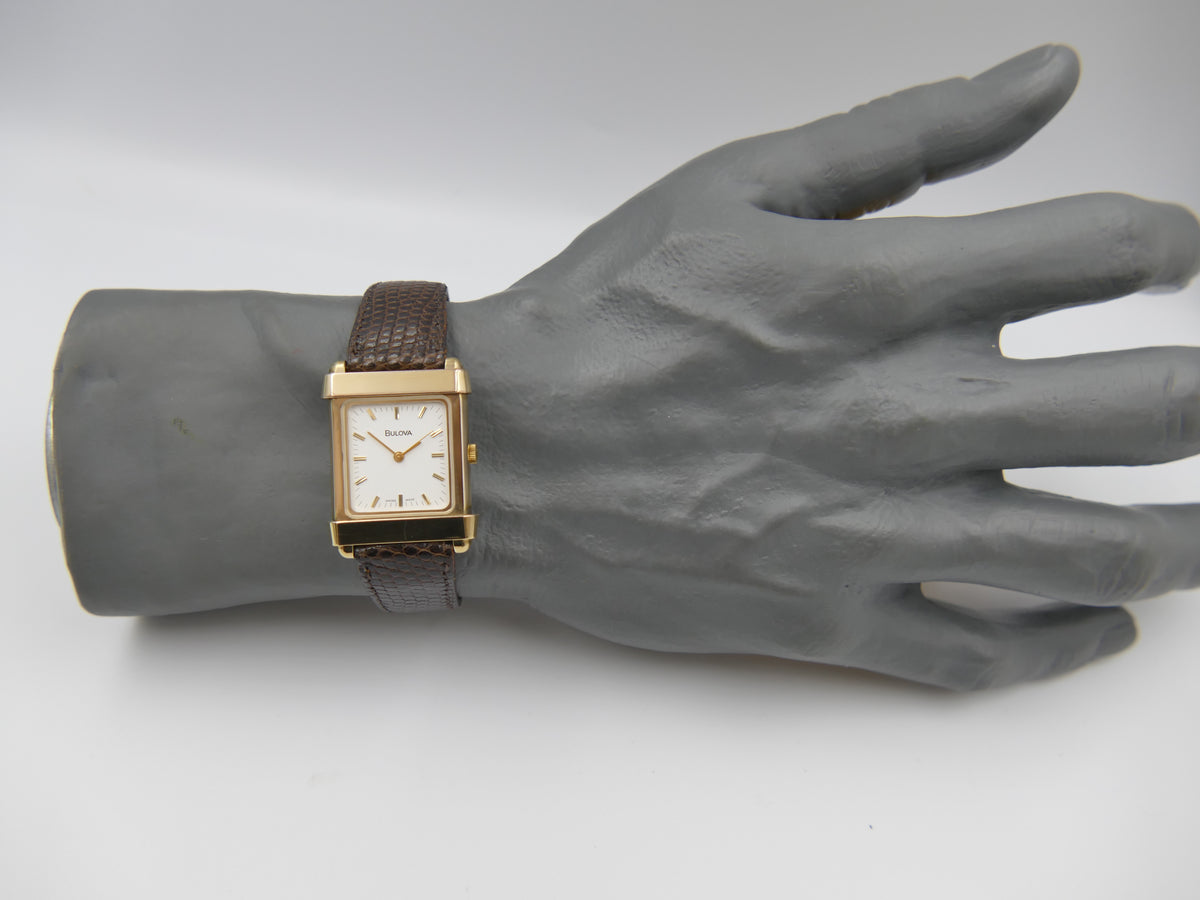 80s vintage watch mens Bulova TANK art deco Ref. 13091 hand wind ETA 2660