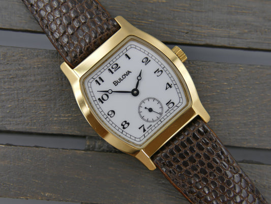 80s vintage watch mens Bulova Tonneau tortue Turtle Ref. 13090 hand wind Peseux 7001