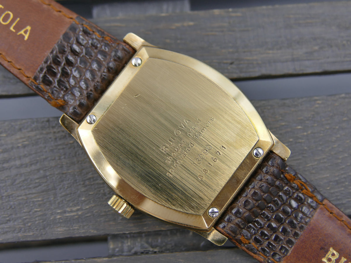 80s vintage watch mens Bulova Tonneau tortue Turtle Ref. 13090 hand wind Peseux 7001