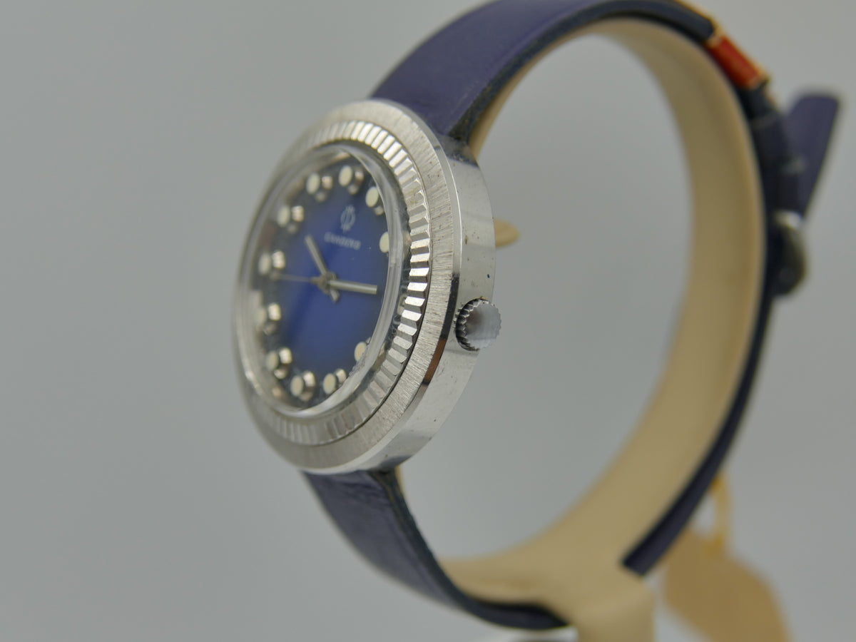 70s Vintage watch mens Candino Ref. 328 144 UFO Saucer NOS Blue Dial Manual Wind Cal. ST 974